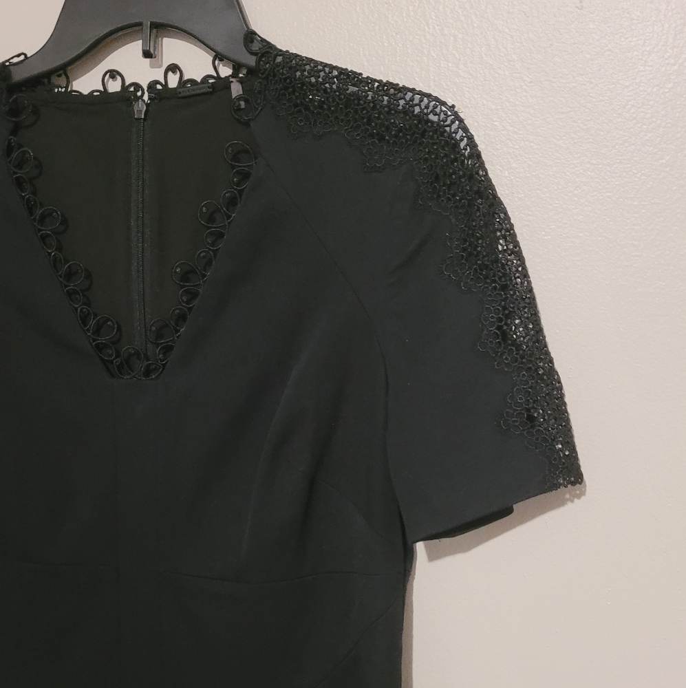 Elie Tahari Fitted Black See Through Shoulder Dress